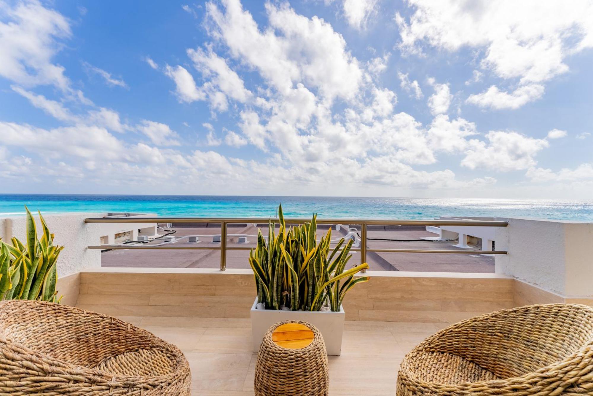 Amazing Caribbean Ocean View At Villas Marlin In Канкун Екстериор снимка
